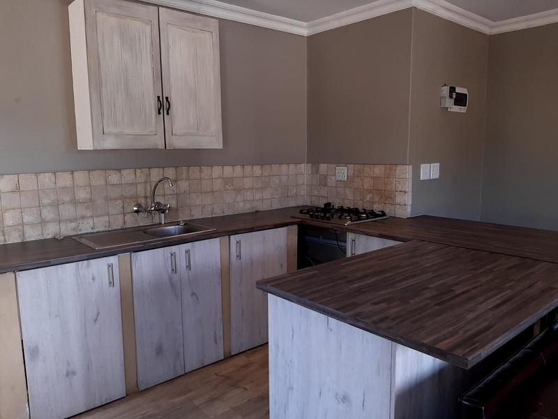 5 Bedroom Property for Sale in Lochnerhof Western Cape